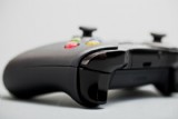 שלט ה - Xbox One (לחצני כתפיים)