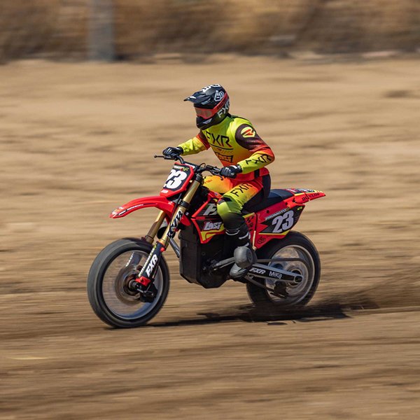 ������ �� ��� Losi Promoto-MX Motorcycle RTR 1/4 ���� ����