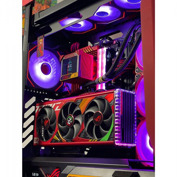 ���� ������� Asus Rog x Evangelion 