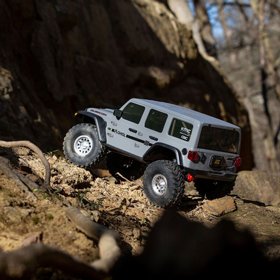 מכונית Axial SCX10 iii Jeep JLU Wrangler 1/10 אפורה מכונית Axial SCX10 iii Jeep JLU Wrangler 1/10 אפורה