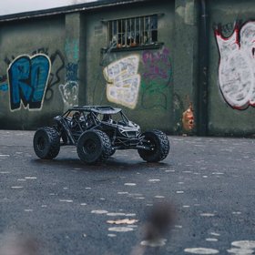 מכונית Arrma Fireteam 6S 4x4 BLX Speed Assault 1/7 שחורה מכונית Arrma Fireteam 6S 4x4 BLX Speed Assault 1/7 שחורה