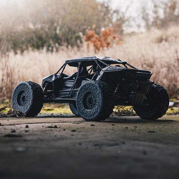 ������ Arrma Fireteam 6S 4x4 BLX Speed Assault 1/7 �����