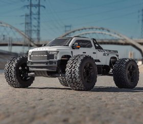 מכונית Arrma Big Rock 6S 4x4 BLX 1/7 לבנה מכונית Arrma Big Rock 6S 4x4 BLX 1/7 לבנה