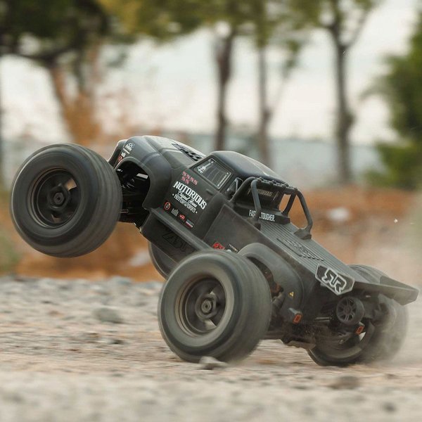 ������ ARRMA Notorious 6S V6 1/8 4WD BLX Stunt Truck RTR Black ����