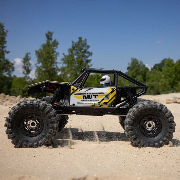 ������ Axial Capra UTB18 1.9 4WS 4X4 RTR 1/18 �����