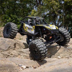 מכונית Axial Capra UTB18 1.9 4WS 4X4 RTR 1/18 צהובה מכונית Axial Capra UTB18 1.9 4WS 4X4 RTR 1/18 צהובה