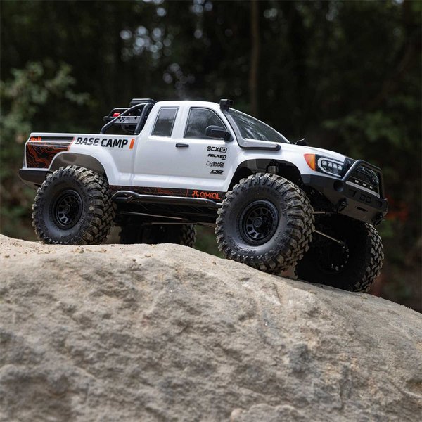 ������ Axial SCX10 III Base Camp 4X4 RTR 1/10 ����