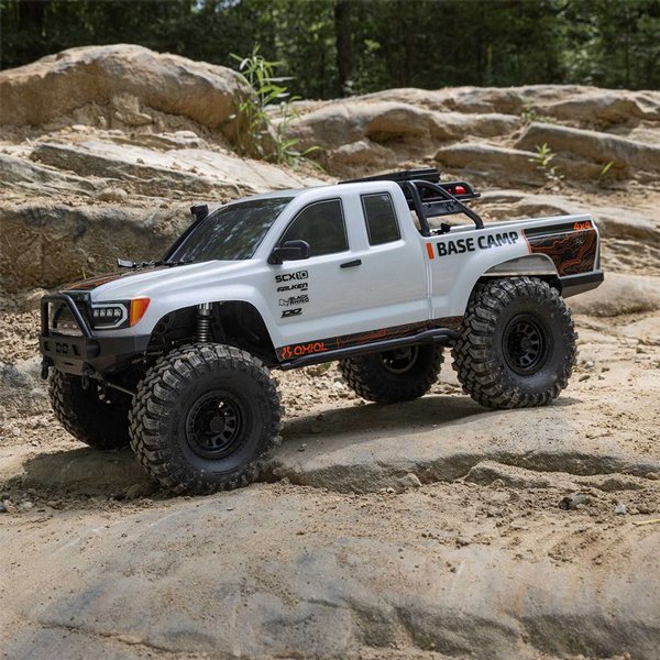 ������ Axial SCX10 III Base Camp 4X4 RTR 1/10 ����