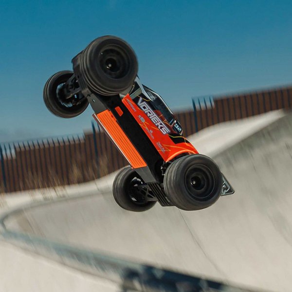 ������ Arrma Vorteks 2WD RTR Mega Truck 1/10 �����