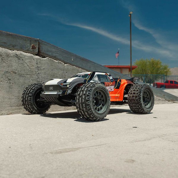 ������ Arrma Vorteks 2WD RTR Mega Truck 1/10 �����