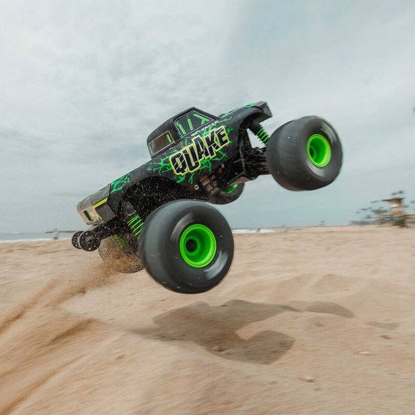 ������ Arrma Quake GROM BRUSHED 4X4 RTR 1/16 �����