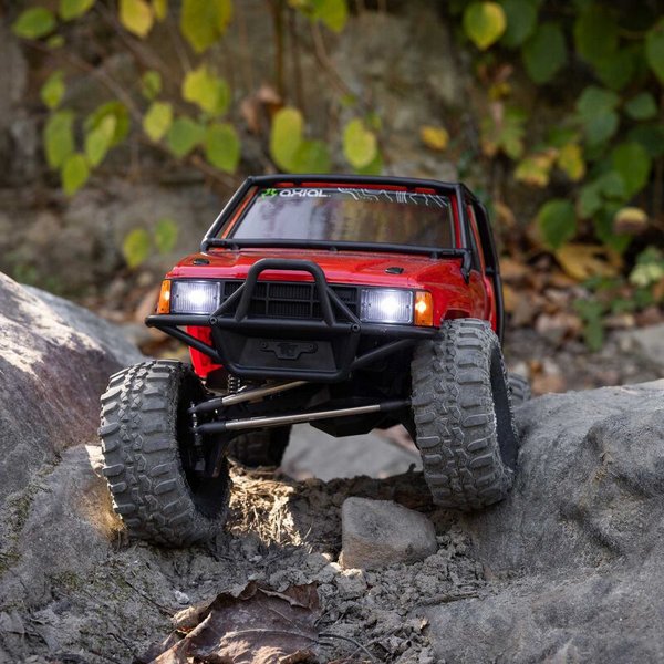 ������ Axial SCX10 III 1987 Toyota SR5 1/10 �����