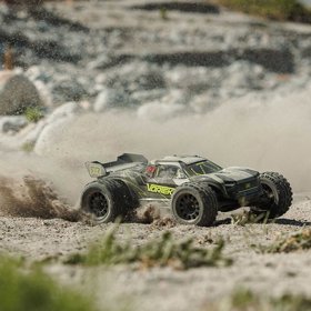 מכונית Arrma Vorteks 223S DSC 2WD RTR BRUSHLESS 1/10 צהובה מכונית Arrma Vorteks 223S DSC 2WD RTR BRUSHLESS 1/10 צהובה