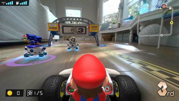    - Mario Kart Live Home Circuit - Mario