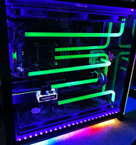 ���� ������� ������ RZR - ���� Intel i9, �.��� RTX 3080, ������ 32GB 4000Mhz