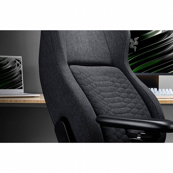 ���� ������� �� Razer Iskur ����