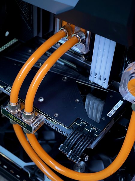���� ������ ��� OP5 ���� AMD 5800X, ����� RTX 3090, ������ 32GB RAM