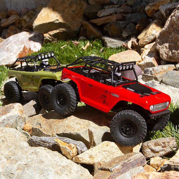 ������ Axial SCX24 Deadbolt Mini Crawler 1/24 ����